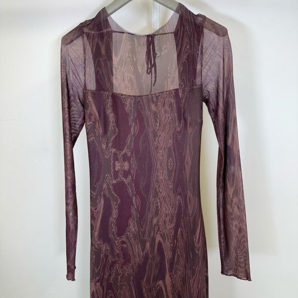 Louna Mesh Overlay Dress - Picture 9 of 11